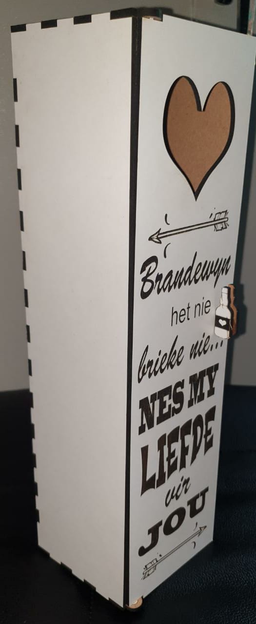 Brandy bottle gift box with flip lid - Image 2